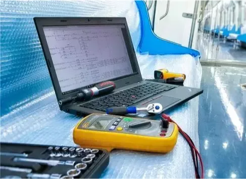 Featured image of post 网络安全新手必看：你的电脑够硬核吗？CTF 神器选购指南！